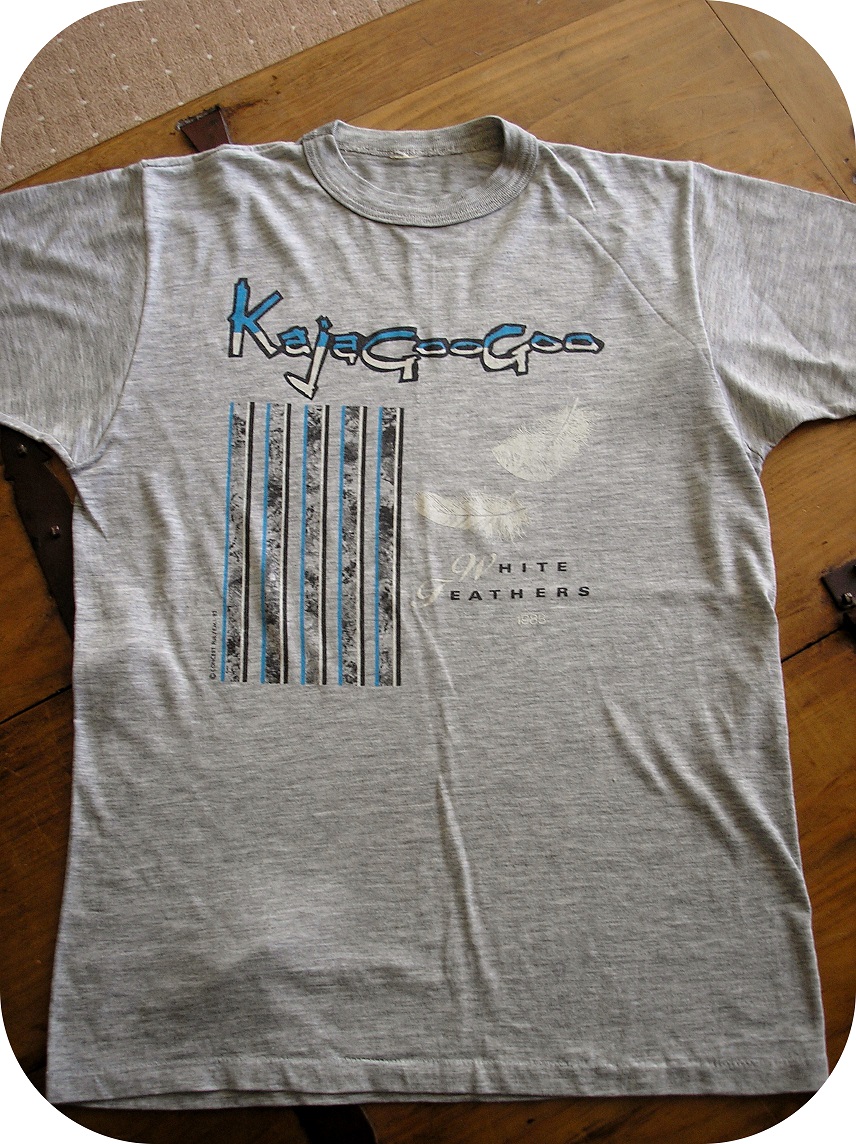 Scarce 'White Feathers Tour 1983' Tee – Official Vintage